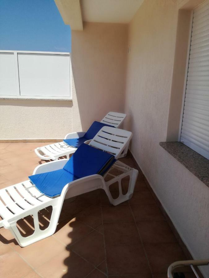 Feel Good Apartment Mundanije Exterior foto